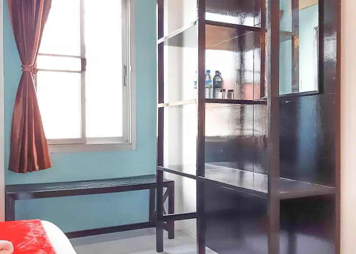 Guest house Happio Near Chabad House