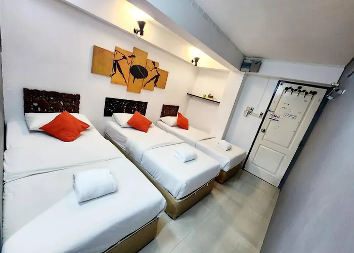 Guest house Happio Near Chabad House 2*